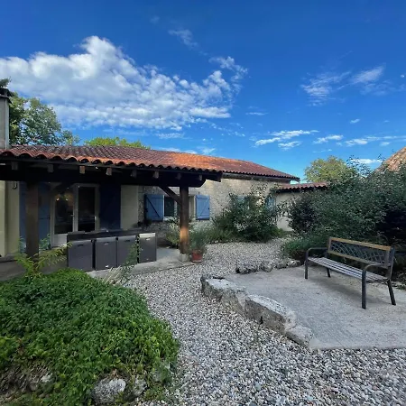 ゲストハウス De Razes